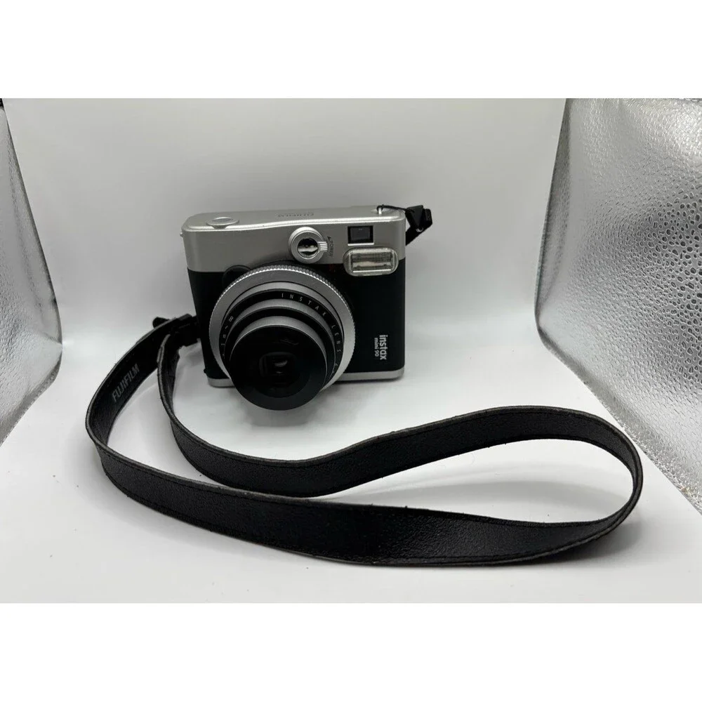 Fujifilm Instax Mini 90 Neo Classic Instant Film Camera with 1 Battery Black